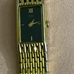 SEIKO Quartz Gold Tone Ladies Watch