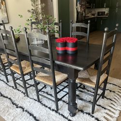 8 Chairs Dinning Table 
