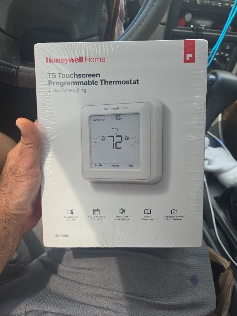Honeywell T5 Touchscreen Programmable Thermostst