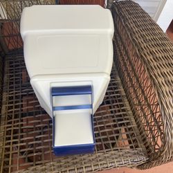 Bergan Wall Mounted Dog  Food  Dispenser 