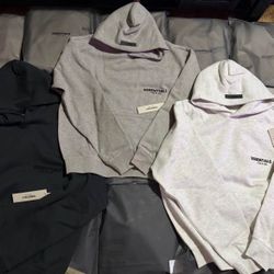 Essential Hoodie 