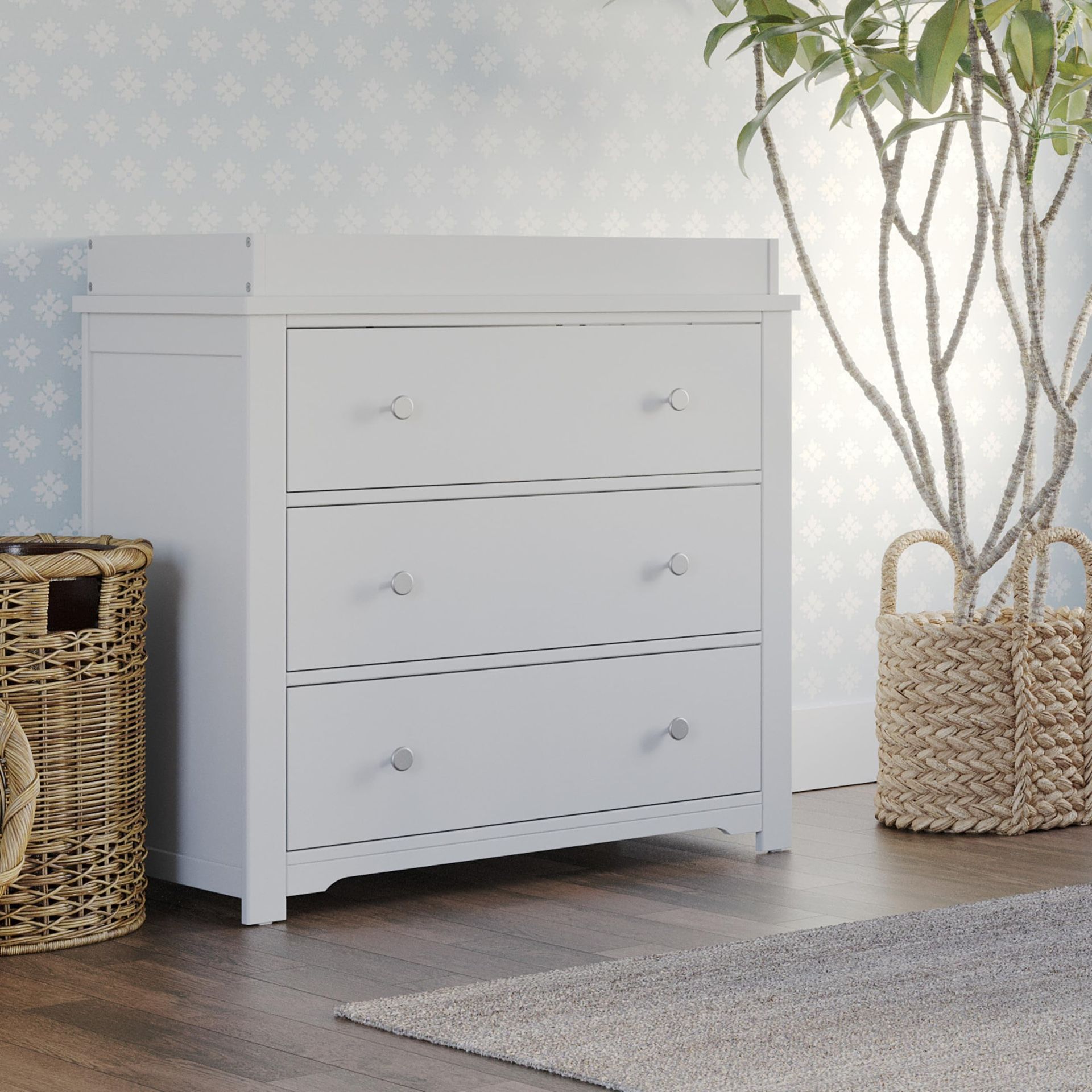 Children's changing table / 3-drawer dresser