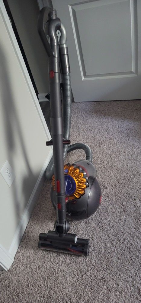 Dyson Big Ball Vacuum 