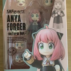 SHFigurearts Anya Forger (Uniform Version) SPYxFAMILY