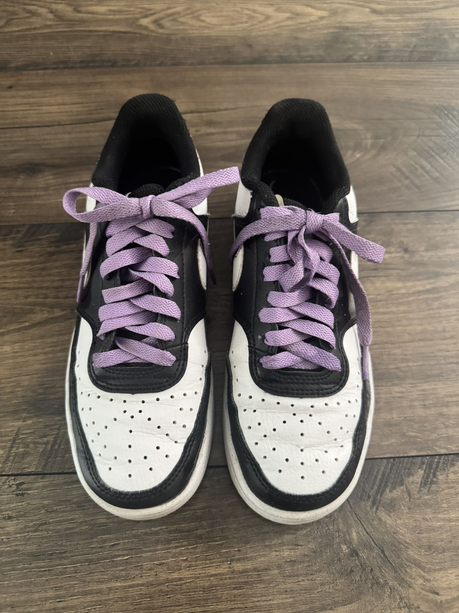 Nike Panda Shoes - Size 6.5