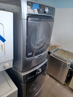 MAYTAG MAXIMA GRAY FRONT LOAD WASHER AND ELECTRIC DRYER SET