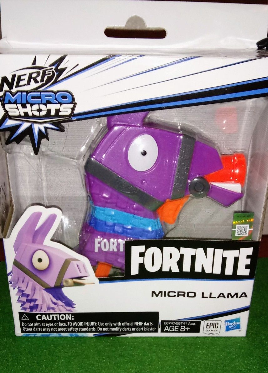 Like new Fortnite action Figures And Nerf Gun