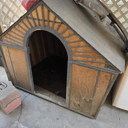 Large Dog house_ wood- 2 pieces