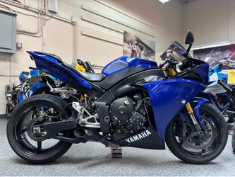 2009 Yamaha R1 Crossplane