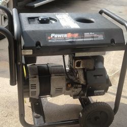 5250 Watt Portable Gas Generator Briggs & Stratton Starts Right Up 👍 Power Back  - Not : Honda Yamaha Coleman Champion Predator Troy Bilt  