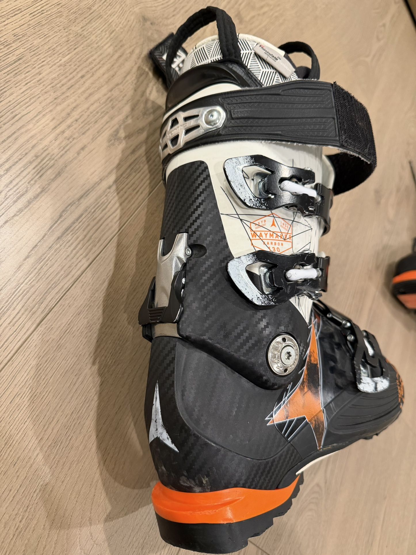 Atomic Waymaker Carbon 130 Ski Boots