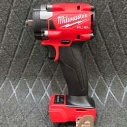 Milwaukee M18 Fuel 3/8 dr Impact Wrench
