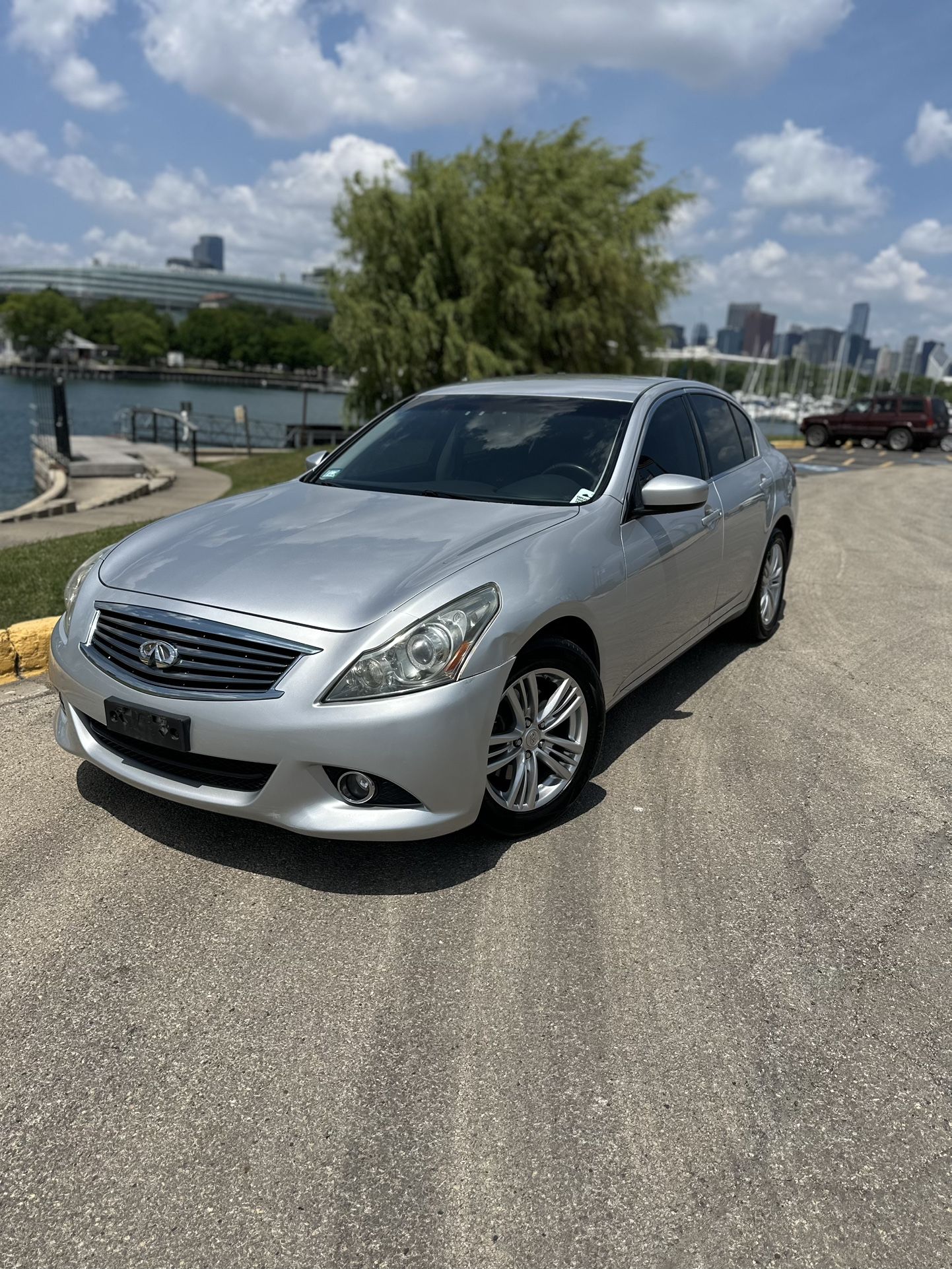 2010 Infiniti G37