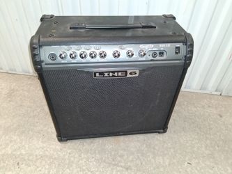Line 6 spider III guitar amplifier built in effect.