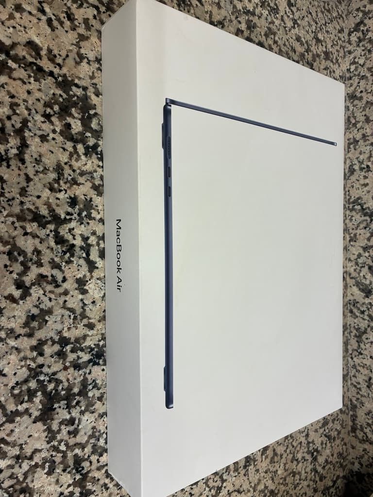 MacBook Air M3 15 inch