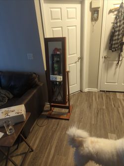 Mirror / Jewelry Box