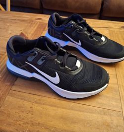 Nike Air Max Brand New. Never Worn $40