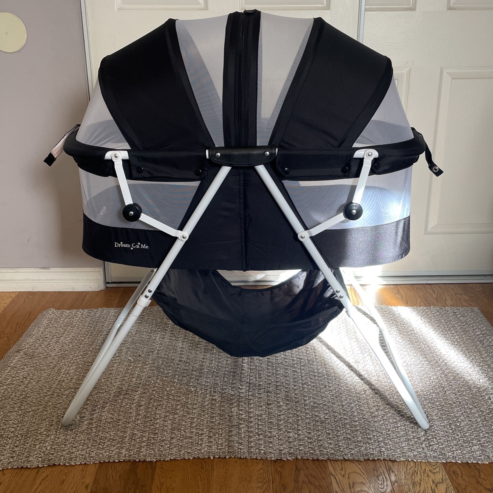 Bassinet Mini Crib