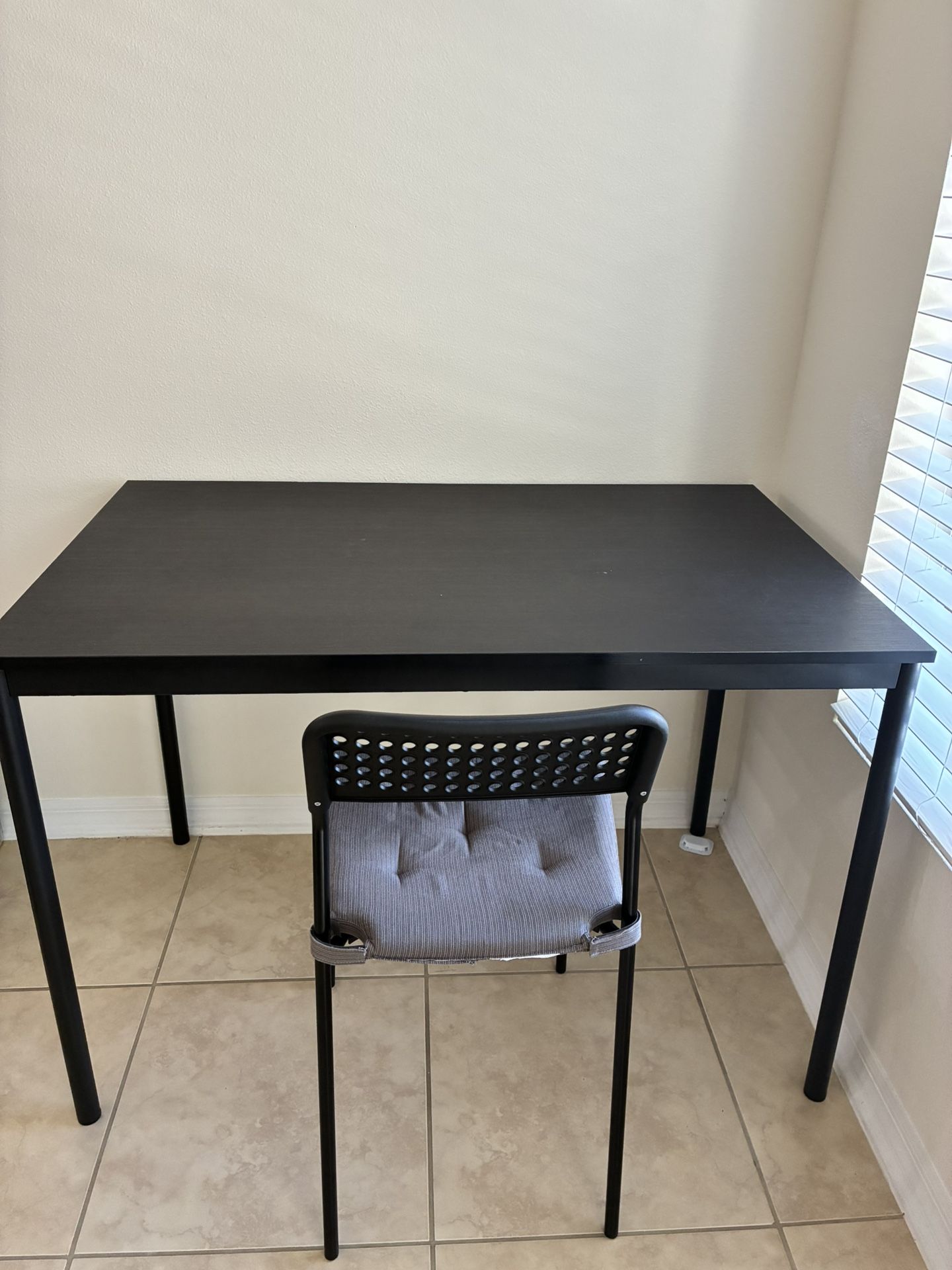 IKEA table & chair Set