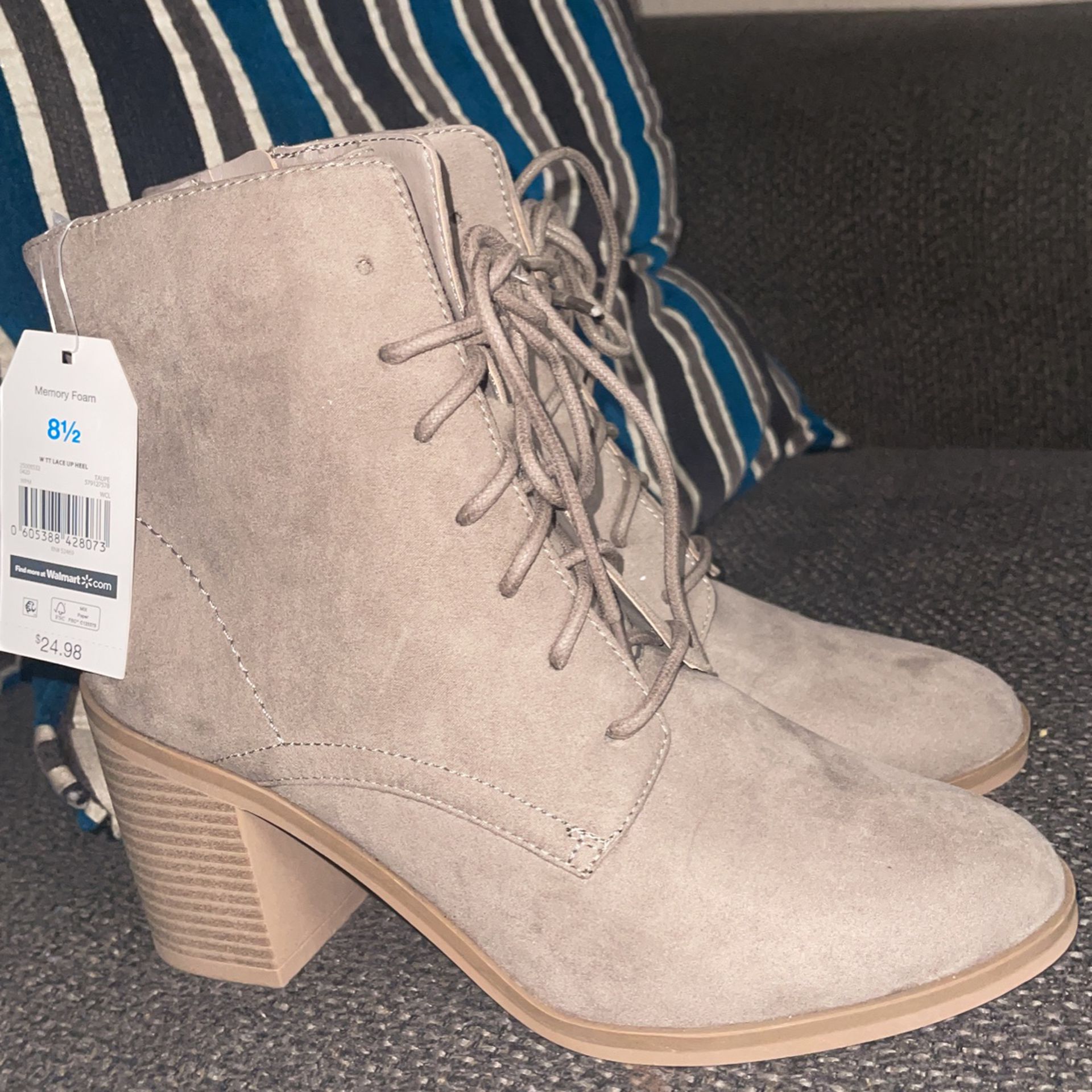 Woman Fall Boots