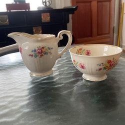 Syracuse, China service for 12 including serving pieces