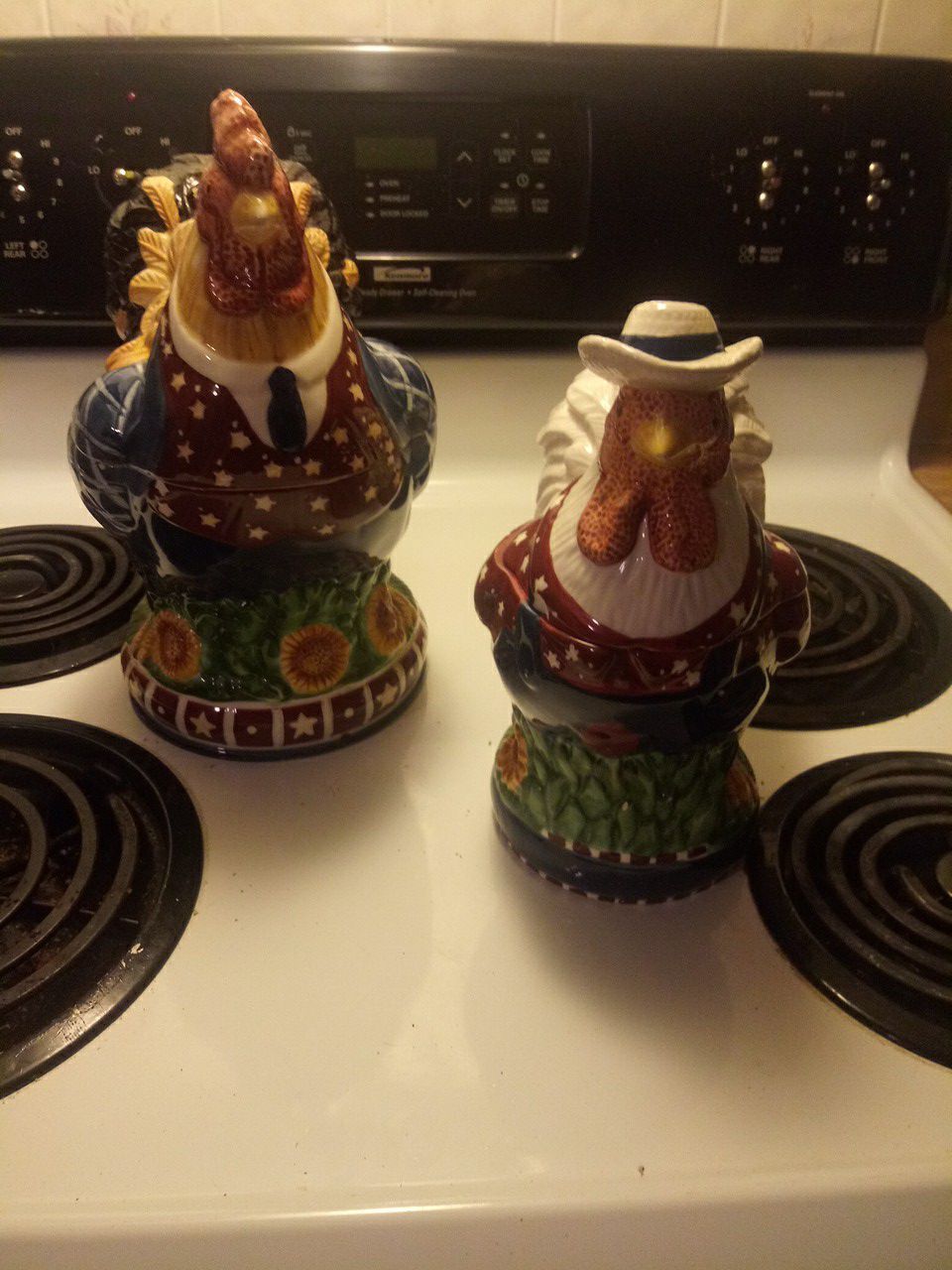 Kitchen creations rooster canister/cookie jars