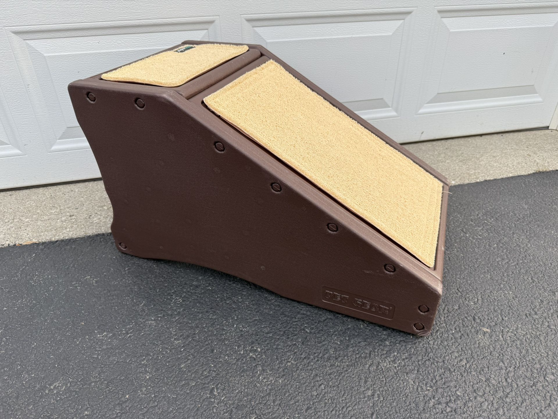 Pet Gear Chocolate StRamp Pet Ramp, 28" L X 16" W X 16" H