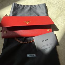 Prada Wallet On The Chain