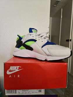 Nike Air Huarache 'Scream Green'
(White/Scream Green-Royal Blue)