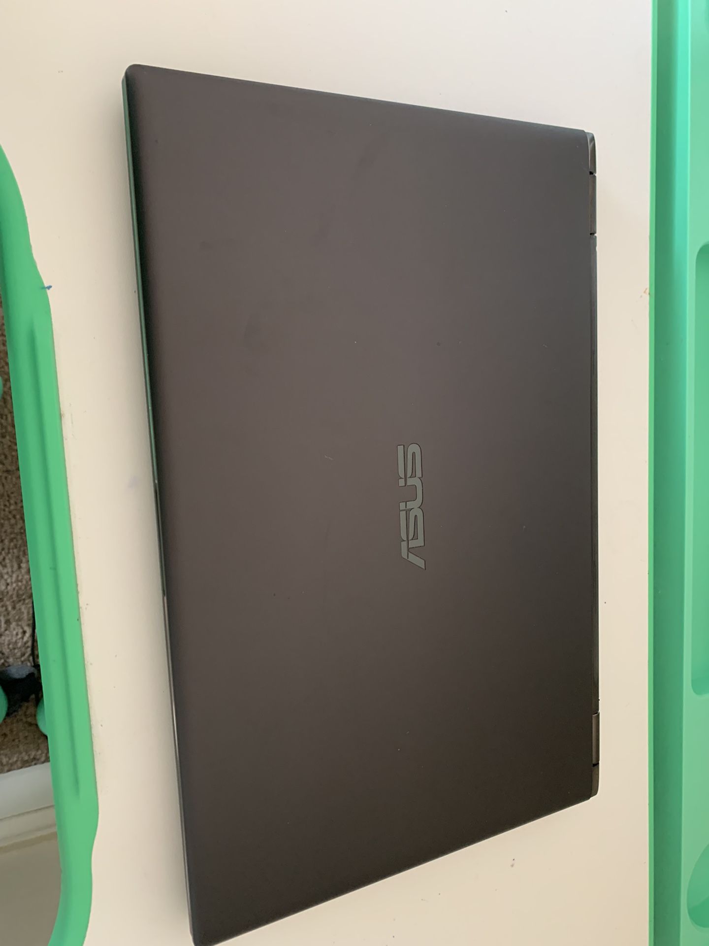 ASUS LAPTOP 2 in 1 Touch Screen