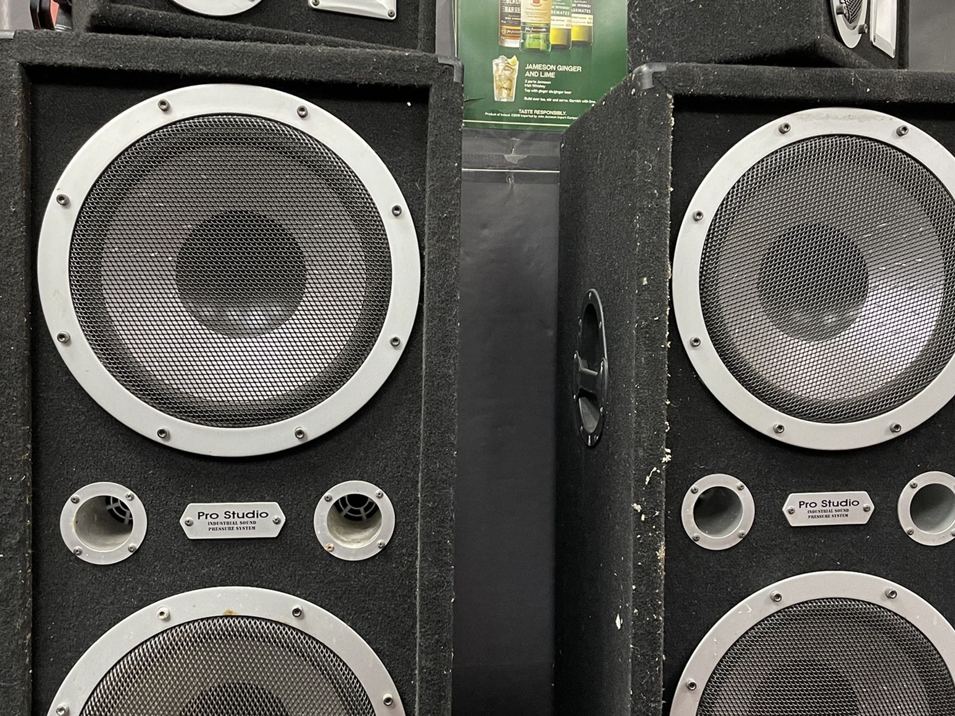 STERO SET FOR FOR SALE WITH AMP AND MIXER