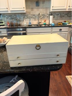 Retro jewelry box (1960’s)