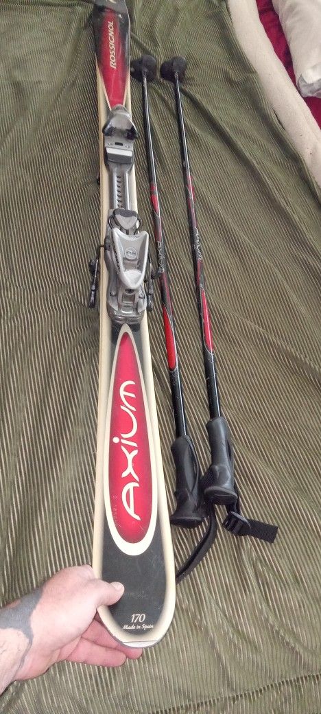 Made In Spain Size 170 Original Rossignol Axium Ski's With Bindings And Poles