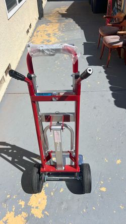 Milwaukee Heavy-Duty Hand Truck Dolly