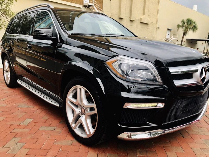 2014 Mercedes-Benz GL 550 4MATIC CALL NOW CERTIFIED BY CARFAX - NO ACCIDENTS!, NAVIGATION!, REAR VIEW BACK-UP CAMERA!, BLUETOOTH HANDS-