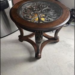 Ashley nordcastle End Table