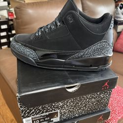 Jordan Retro “ Black 🐈‍⬛Cat 3s” Men’s 10 