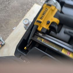 Dewalt Stapler