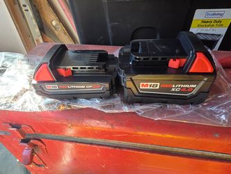 Milwaukee M18 RedLithium Battery Pack Lot of 2