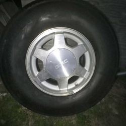 All set of 4 tires gmc 16s 6 lugs