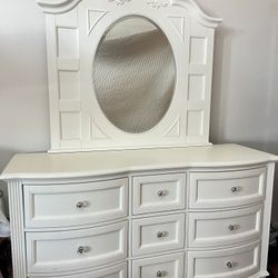 White Dresser With Mirror 