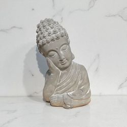 Praying Buddha
