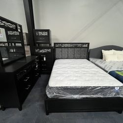 4pc Queen Bed Set