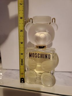 Toy 2 moschino