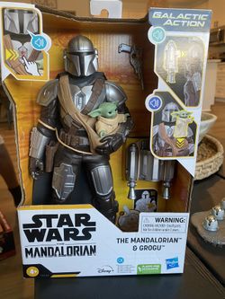 Mandalorian And Grogu Toy