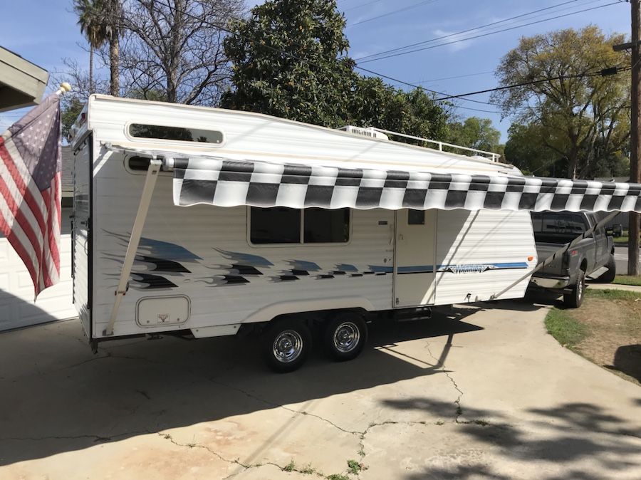 2004 Weekend Warrior Fb2200 toy hauler