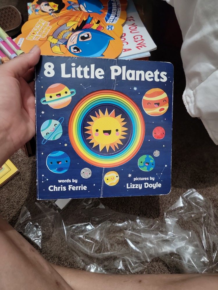 8 Little Planets