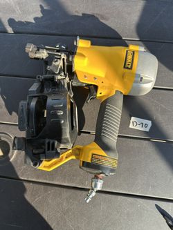 Dewalt 1-3/4 in. 15 Degree Pneumatic Coil Roofing Nailer