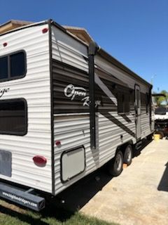 Open range travel trailer