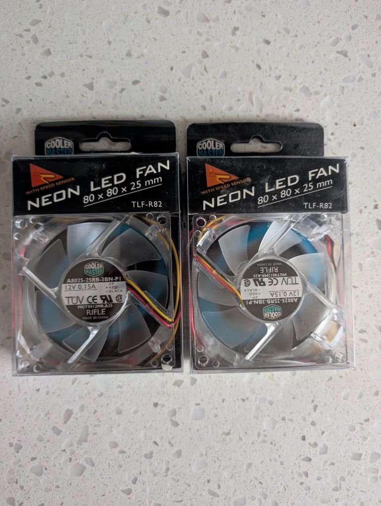 2 New COOLER MASTER Blue Neon LED TLF-R82 80mm computer fan

Case Fan
Fan Size 80mm
Bearing Type Rifle
RPM 2500 RPM
Air Flow 32.11 CFM
Noise Level 25 